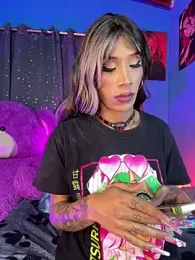 Naugth_channel_ts webcam stripchat model stream image