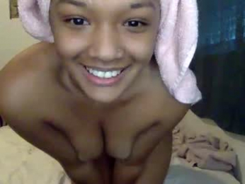 xoxobrat9 webcam model stream image
