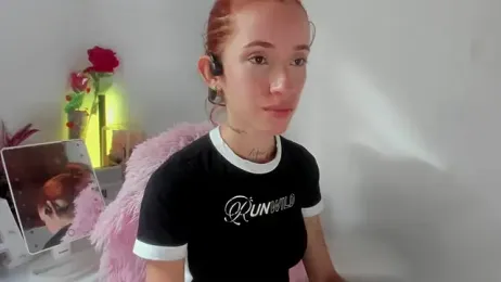 megaanGilr webcam model stream image