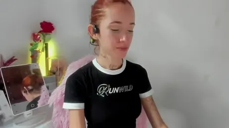 megaanGilr webcam model stream image