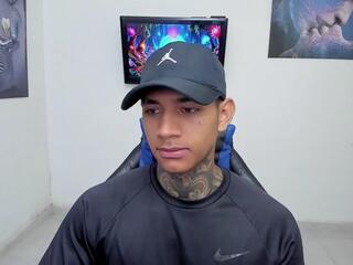 Tommy Blinders webcam model stream image