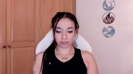 vviana_garcia webcam model stream image