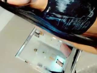 franyelys-mistih webcam model stream image