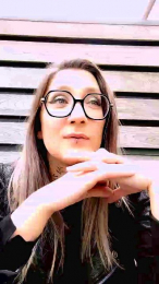 Lalalovehot2 webcam model stream image