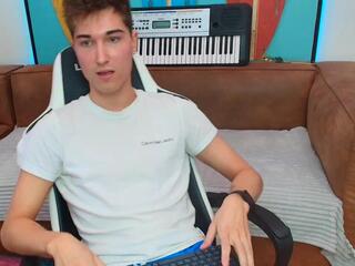 Heath Woodhall webcam model stream image