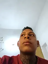 geroAguilar webcam stripchat model stream image