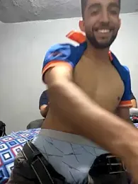 eviltwinyoung webcam model stream image