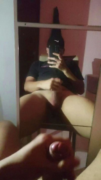 Novinh0_virg3m webcam model stream image