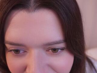 Thea Drewett webcam model stream image