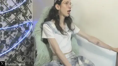 vodkadelulo webcam model stream image