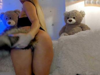 FeralFoxy webcam bongacams model stream image
