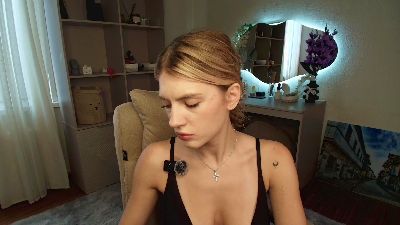 PetraChapel webcam model stream image