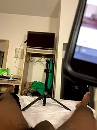 TheRealKnottiHead webcam model stream image