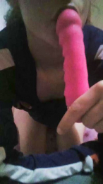 StarlinePink webcam model stream image