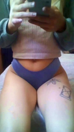 StarlinePink webcam model stream image