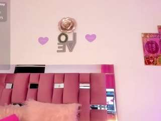 isabella-hot webcam model stream image