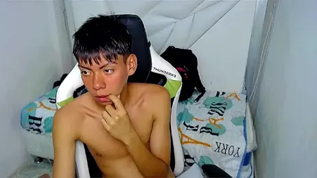 Liarr_ webcam stripchat model stream image