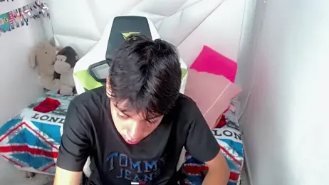 Liarr_ webcam model stream image