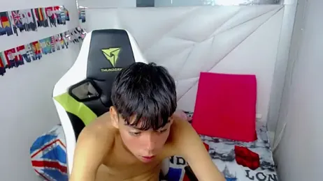 Liarr_ webcam model stream image