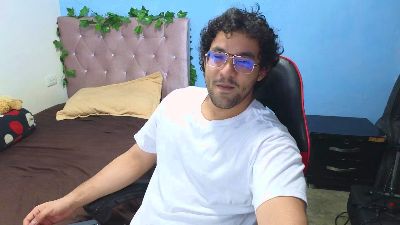 FreyrStyle webcam model stream image