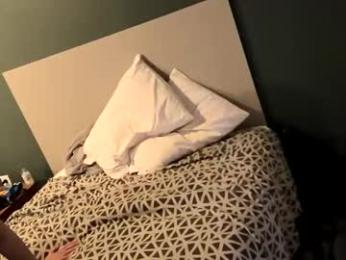 staightupdownbad webcam model stream image