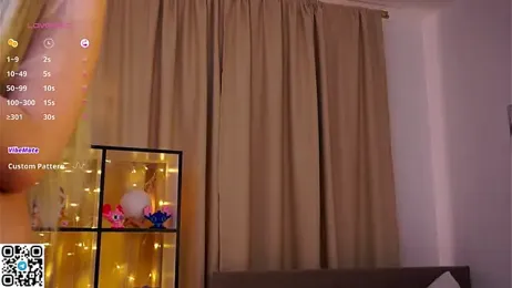 MimiCharm webcam model stream image