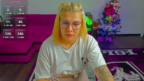 MiaKiittyy webcam model stream image