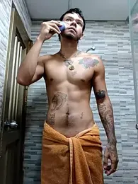 Niick01_ webcam model stream image