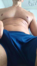 Yogaman00 webcam model stream image