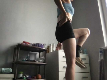 MilaBi-192569 webcam model stream image