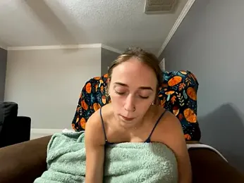 Maxinebabyyy webcam model stream image