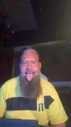 musclepigbcn webcam model stream image