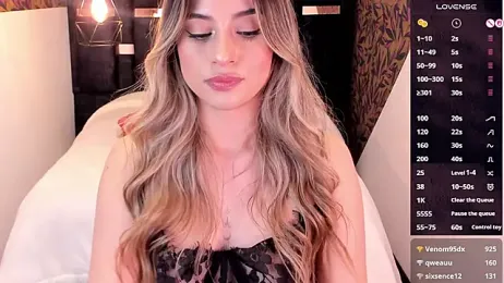 KiaraCarter webcam model stream image