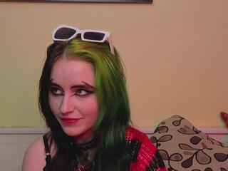 Quenna Fort webcam model stream image