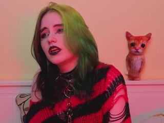 Quenna Fort webcam model stream image