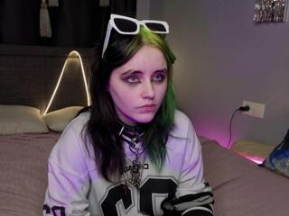 Quenna Fort webcam model stream image