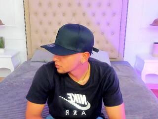 Max Coddy webcam model stream image