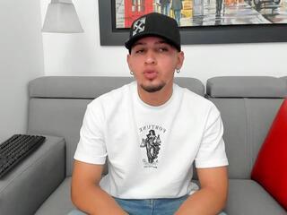Max Coddy webcam model stream image