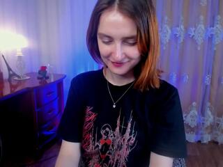 Rimma Kallas webcam model stream image
