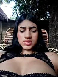 Julix_A webcam model stream image