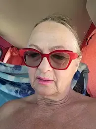 MucMilf59 webcam model stream image