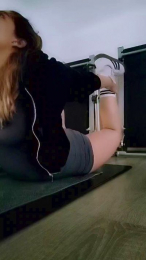 Exarchopoulos_ webcam model stream image
