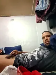 Tigermanboy webcam model stream image