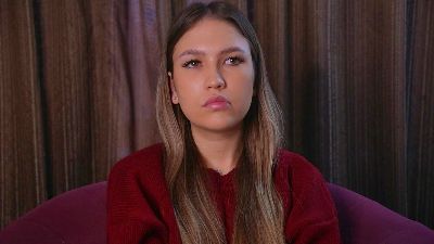 GladysBanbury webcam model stream image