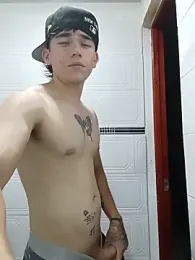 Logan_sixxer webcam stripchat model stream image