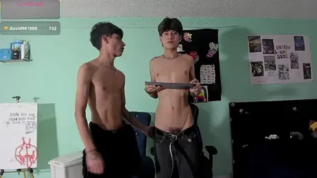 TYLERhHOT2005 webcam model stream image