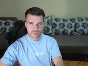 johnnylove21 webcam model stream image