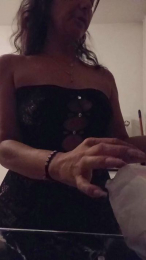 Titouna webcam model stream image