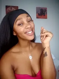 Hannah_107 webcam model stream image