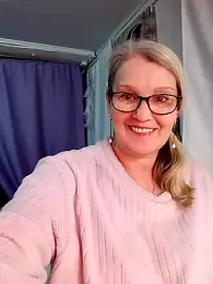 irinamaux webcam model stream image